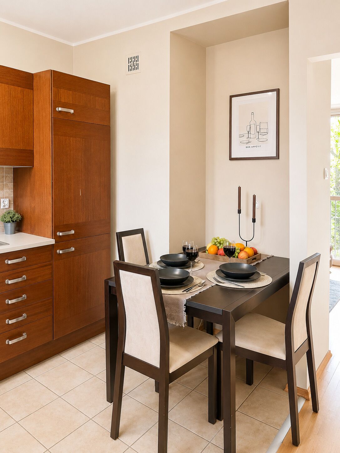Comfort Apartment, City View | Private kitchen | Fridge, oven, stovetop, highchair