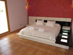 Room - Finca NA PONT- Finca rústica con gran piscina en Campos, Mallorca. Ideal famili by Interhome (Campos)