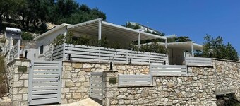 Rouli's Houses by All About Paxos