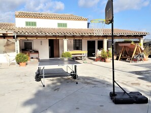 Outdoor dining - Finca SON VANRELL -Finca Rústica en Montuiri. Piscina Privada. Mallorca - WiFi by Interhome (Montuiri)
