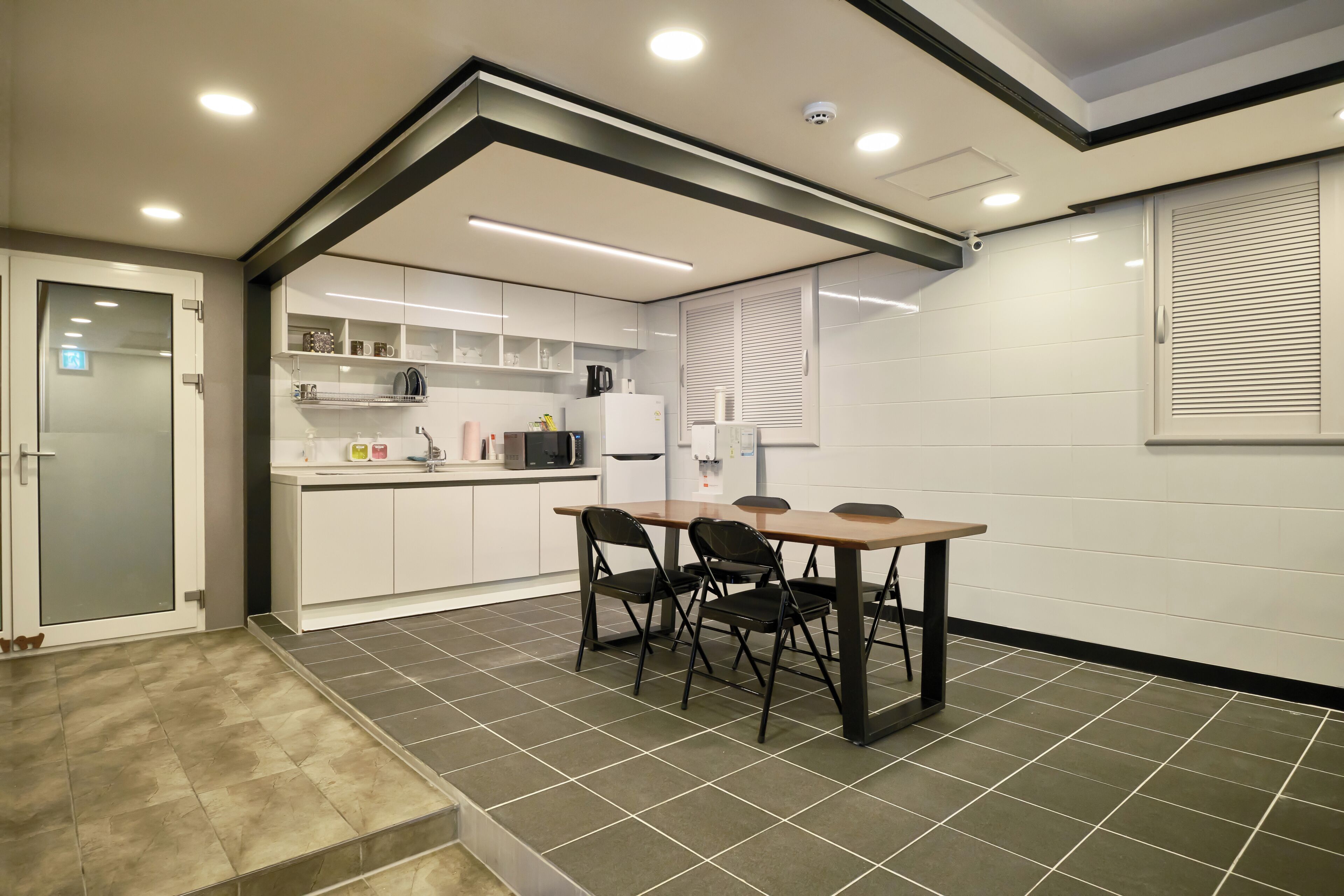 Mini-fridge, microwave