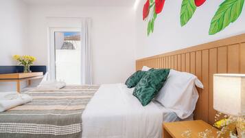 1 bedroom, free WiFi, bed sheets