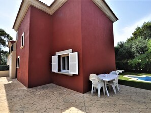House - VILLA en Zona residencial tranquila con piscina privada ideal para familias - W by Interhome (Cala Pi)