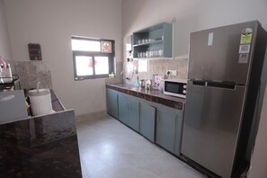 Private kitchen - Misti Pool And Resort (Jaipur)