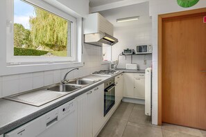 Private kitchen - 3 bedroom accommodation in Koksijde (Koksijde)