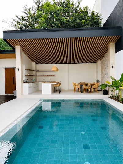 CASA AMARA - a Bali-inspired home. 3BR and 4T&B - fits up to 14 pax