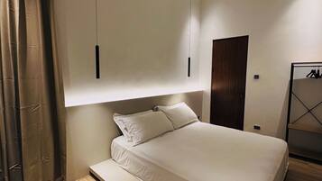 3 chambres, bureau, Wi-Fi gratuit, draps fournis