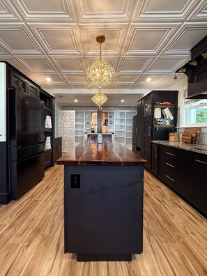 Interior - Turn Vacation Days Into Coastal Memories-New to Vacation Rentals-Book Now! (Cape Charles)