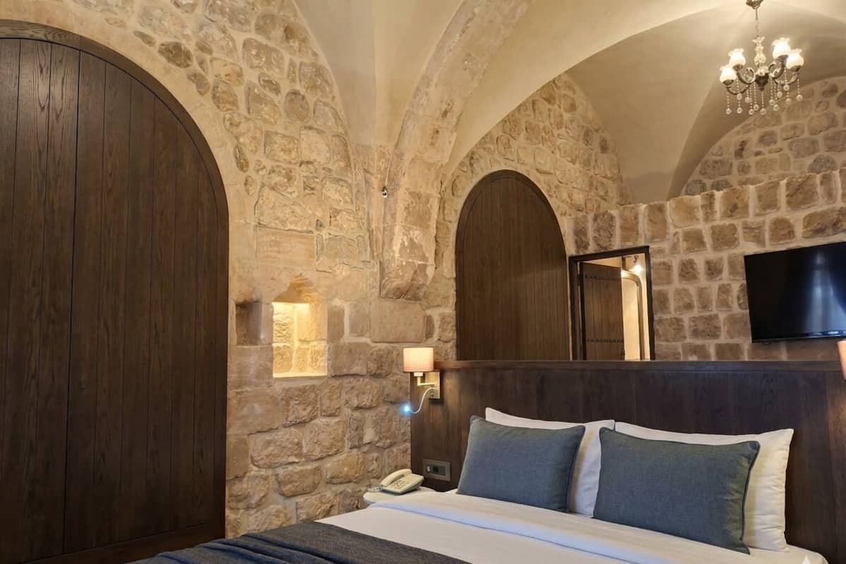 Luxury Double Room | Desk, laptop workspace, free WiFi