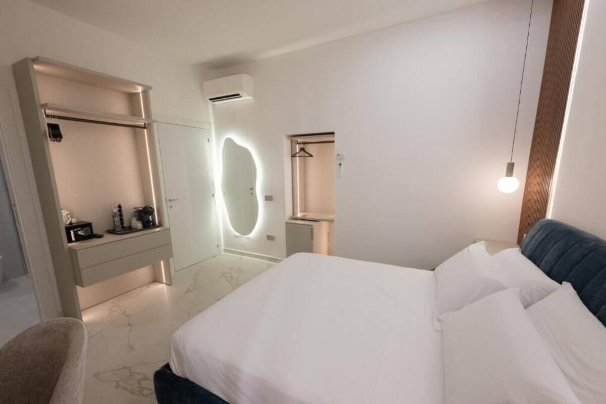Superior Room, Balcony, City View | Free WiFi