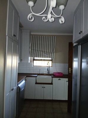 Casa, 3 habitaciones, con acceso para personas discapacitadas, para fumadores | Cocina privada