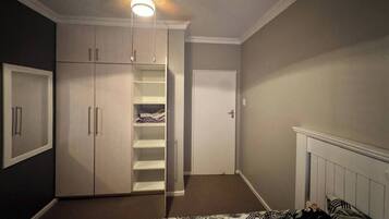 House, 3 Bedrooms, Accessible, Smoking | 3 bedrooms