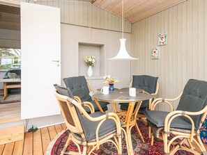House | Interior - 4 Star Holiday Home in Juelsminde (Juelsminde)
