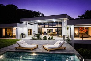 Pool - Luxury Villa with Private Pool, Jungle Views, fully staffed!  Minutes from the Beach (Tamarindo)