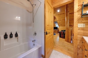 Talo (2 Bedrooms) | Sisätilat