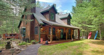 Short Walk to Lawrence Lake! Rustic Cabin w/ Deck