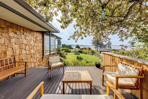 House (2 Bedrooms) | Interior - Walk to Private Beach: Bay-view Whidbey Island Gem (Oak Harbor)