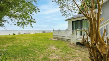 Cottage (2 Bedrooms) | Interior