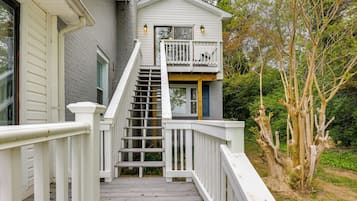 Cottage (2 Bedrooms) | Interior