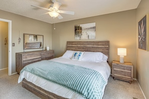House (3 Bedrooms) | Interior - Boaters Base w/ Dock! Lakefront Ozarks Getaway (Osage Beach)