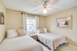 Apartment (2 Bedrooms) | Interior - Gulf Shores Gem: Walk to Beach, 8 Mi to The Wharf! (Gulf Shores)
