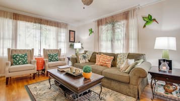 Rumah (2 Bedrooms) | Interior