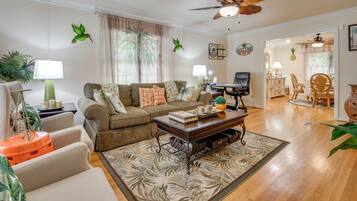 Rumah (2 Bedrooms) | Interior