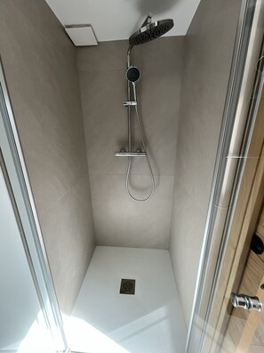 Bathroom - Vrbo Property (Hendaye)