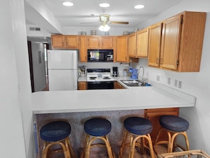 Microwave, coffee/tea maker - 2 Bedroom 2 Bathroom Condo with outdoor pool in North Ocean City! LC 263 (Ocean City)