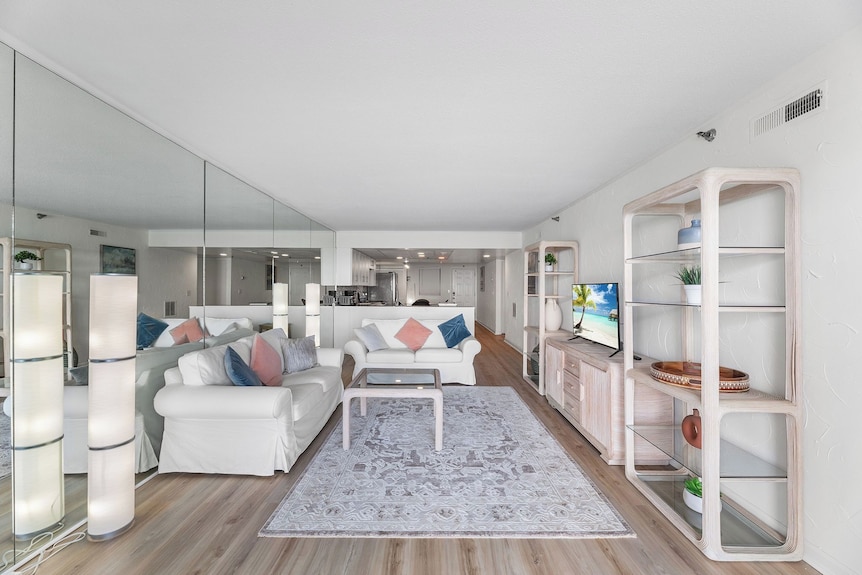 Plaza 1612 2bd Oceanfront Condo - Ocean City, MD