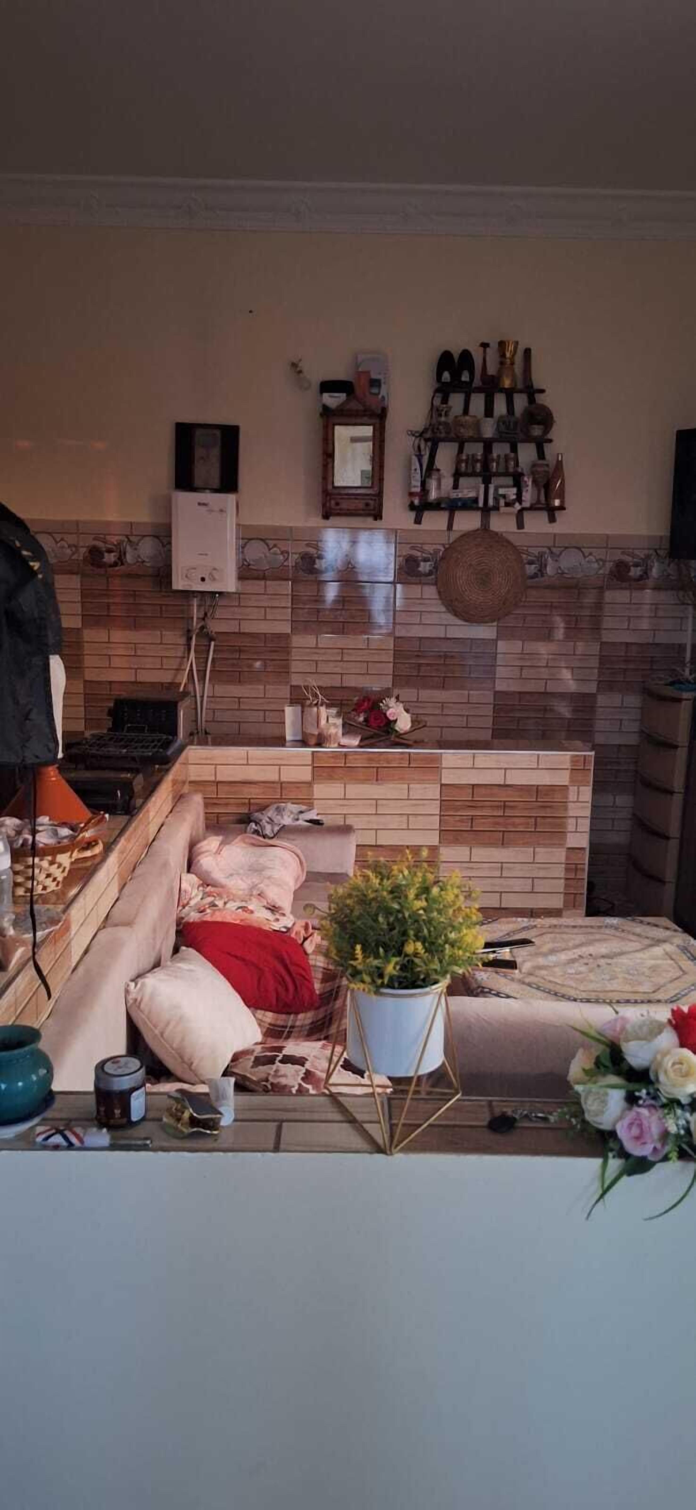 Caja de seguridad en la habitación y decoración personalizada 