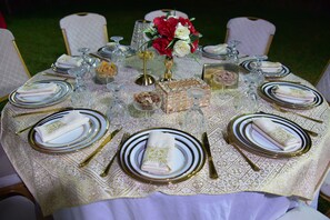 Standard Double Room, Patio | Outdoor dining - riad alkaram (Marrakesh)