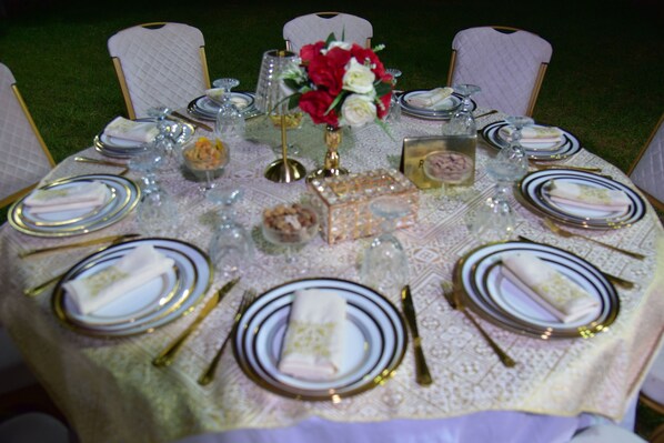 Outdoor banquet area - riad alkaram (Marrakesh)