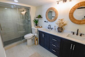 Condo, 2 Bedrooms | Bathroom | Towels, shampoo - Unit 406 South Hampton Modern Coastal Living With Scenic Views 2 Bedroom Condo (Myrtle Beach)