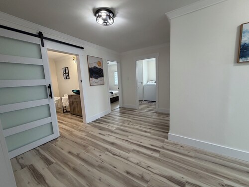 Water View and 15 minutes away from most popular attractions.