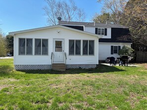 Exterior - Queens Way Retreat-12 Guests-Pet Friendly (Wells)