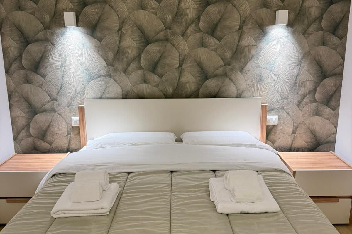 Deluxe Double Room, Private Bathroom | In-room safe, desk, free WiFi