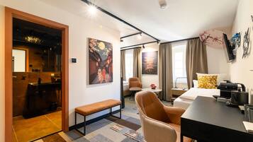 1 Schlafzimmer, Zimmersafe, Schreibtisch, kostenloses WLAN