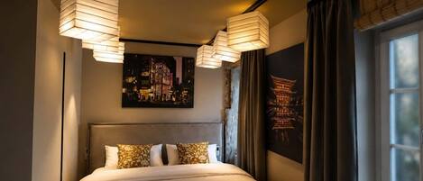 In-room safe, desk, free WiFi, bed sheets