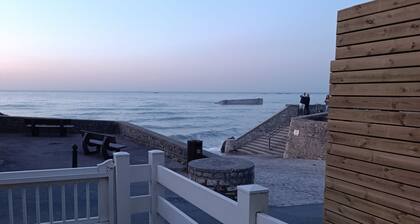 Le cocon de Neptune, studette just 20 m from the beach!