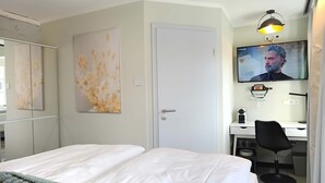 Uklassifisert bilde, 3 av 6, knapp