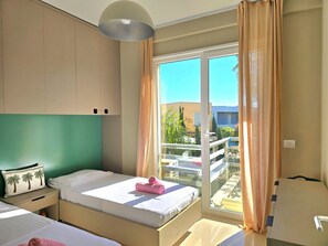 Iron/ironing board, free WiFi, bed sheets - Sol & Sea Retreat 173 (Gjiri Lalzit)