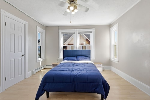 Tremendous 3-bedroom apartment in Attleboro