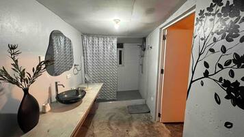 Bungalow, 1 Bedroom, Smoking, Patio | Bathroom