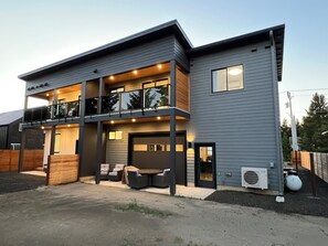 Exterior - Spa • Theater • Sauna • Hot Tub • Arcade • Pets (Ocean Shores)