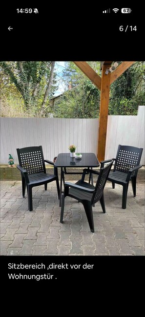 Outdoor dining - Vrbo Property (Mühltal)