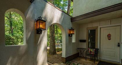 The Villa at DeSoto in HSV, AR