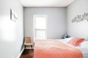 3 chambres, fer et planche à repasser, Wi-Fi gratuit, draps fournis