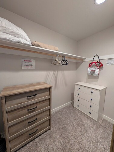 Lake Breeze Retreat · Newly Remodeled · Lake Views