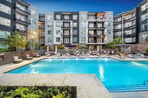 Cozy 1-bedroom apartment with beautiful amenities in Sandy Springs